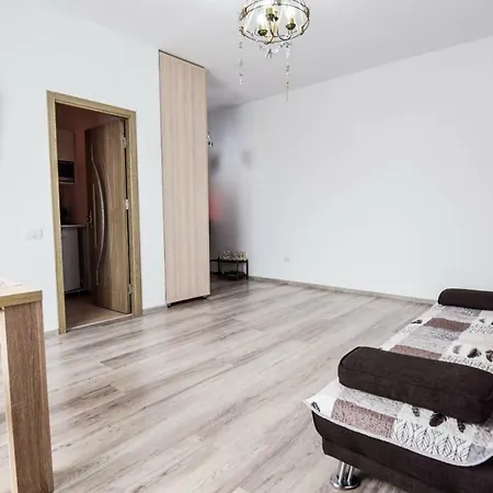 Luna Rossa Boutique * Mamaia